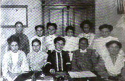 Comisión directiva de la Unión Gremial Femenina, en El Gladiador nº 69, Buenos Aires, 27_3_1903.